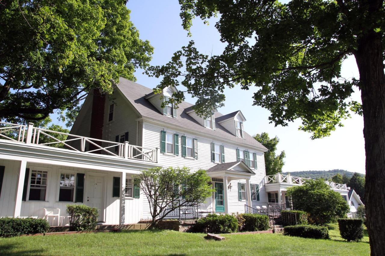 Storybook Inn & Suites Glen Kültér fotó